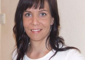 Pákozdi Dóra